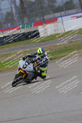 media/Oct-15-2022-Fastrack Riders (Sat) [[9a18b22502]]/Level3/Turn 6 1215pm/